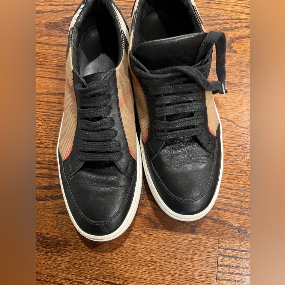 Burberry sneakers - Picture 4 of 8